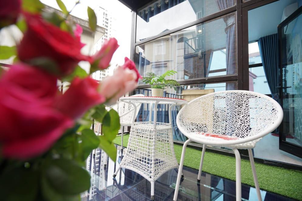 Almor Hostel With Pool In Right Center Ha Long Exterior foto